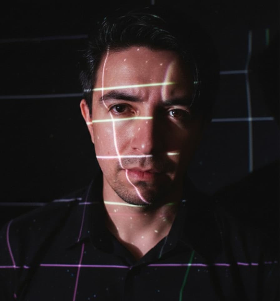 Guillermo González